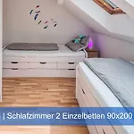 Elbharmonie - Hunde Willkommen, Garten Vollstaendig Umzaeunt, Pool, Kamin Und Spielzimmer - Super Fuer Familientreffen * Drezda
