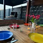 Elbharmonie - Hunde Willkommen, Garten Vollstaendig Umzaeunt, Pool, Kamin Und Spielzimmer - Super Fuer Familientreffen