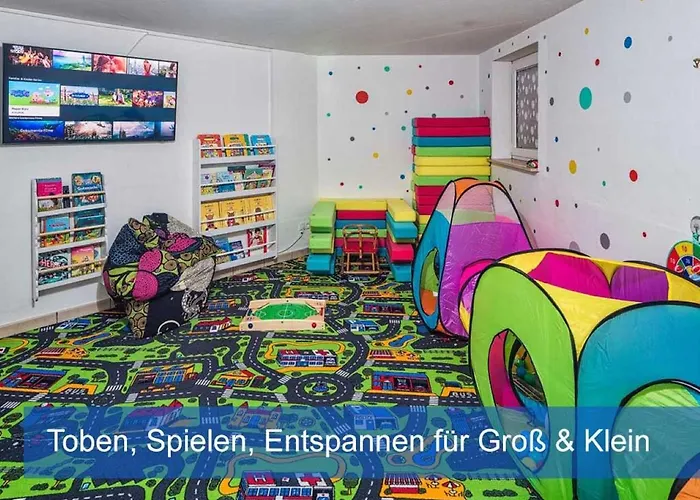 Elbharmonie - Hunde Willkommen, Garten Vollstaendig Umzaeunt, Pool, Kamin Und Spielzimmer - Super Fuer Familientreffen Holiday home Dresden